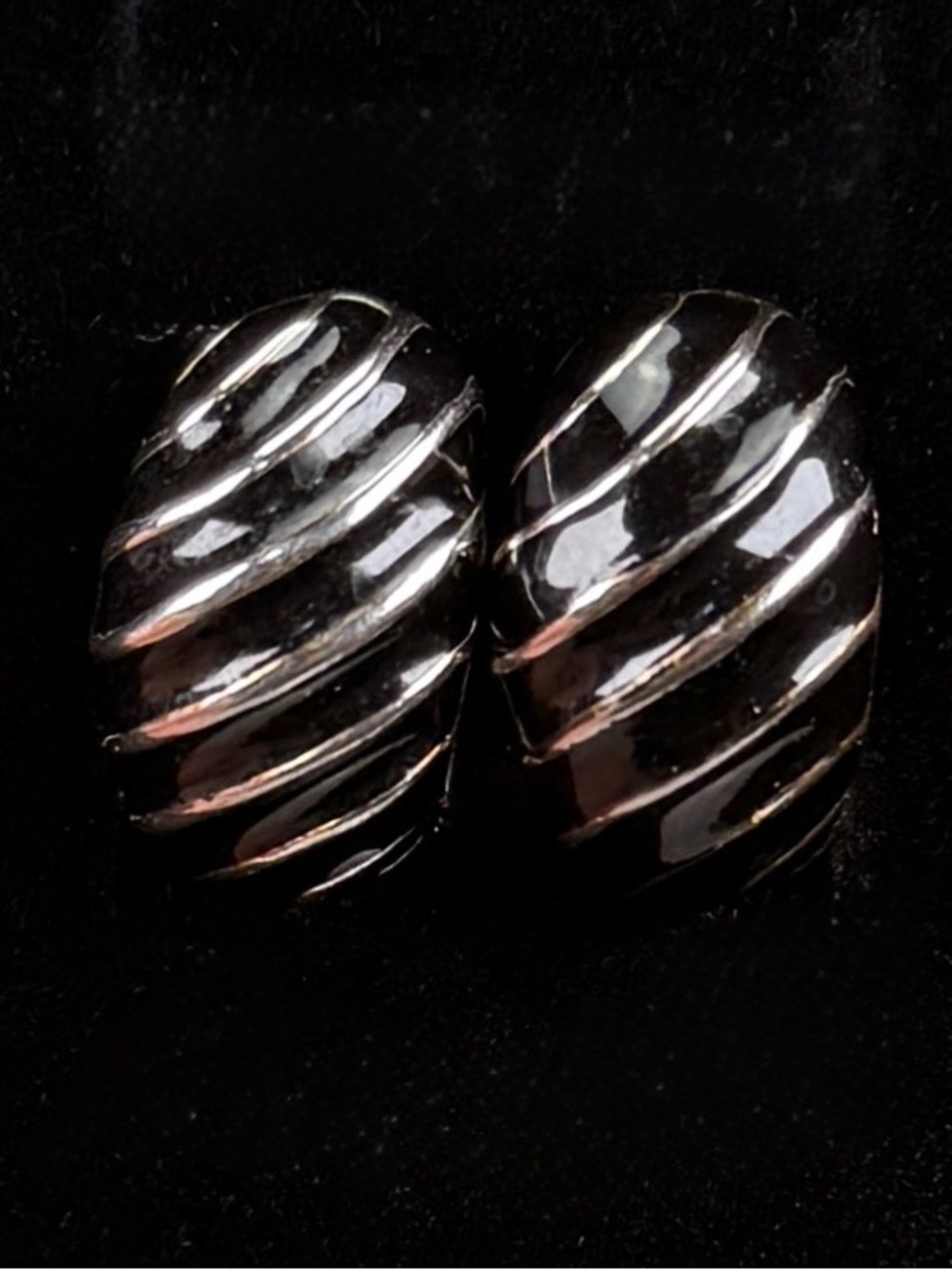 Vintage aged silvertone and black, weighted costume clip on earrings